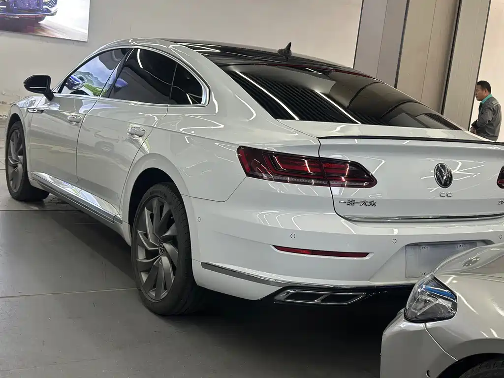 Volkswagen CC — миниатюра 13