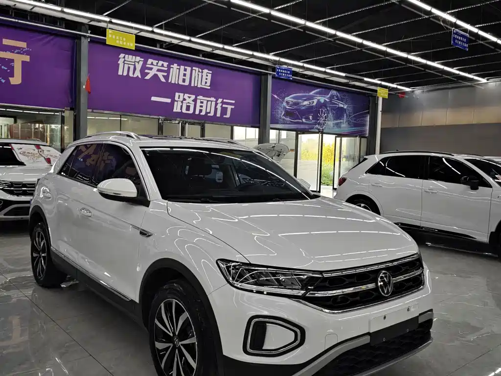 Volkswagen T-Roc 2023 280TSI DSG