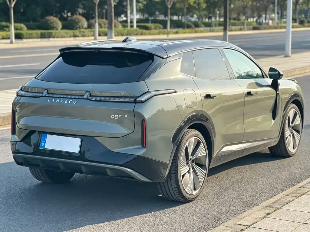 Lynk & Co 08 EM-P — миниатюра 9