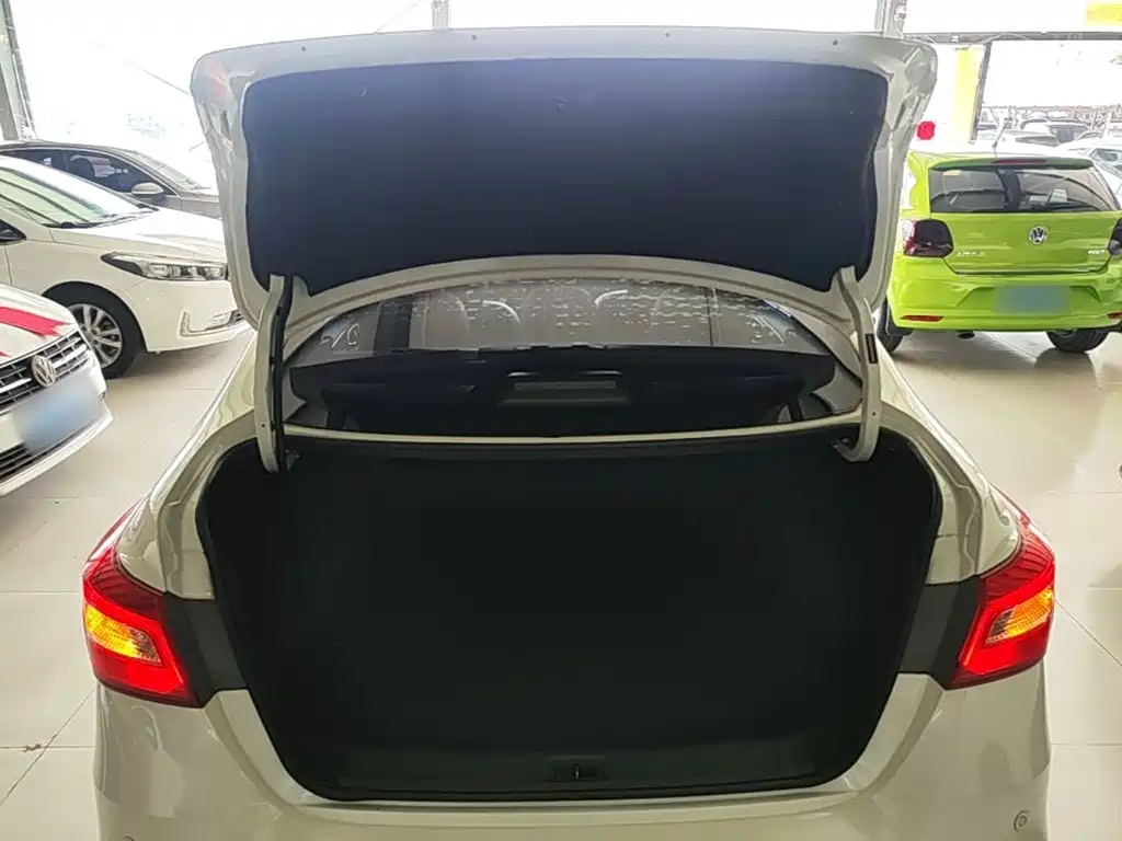 Nissan Sylphy — миниатюра 19