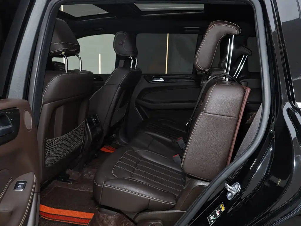 Mercedes-Benz GLS — миниатюра 25