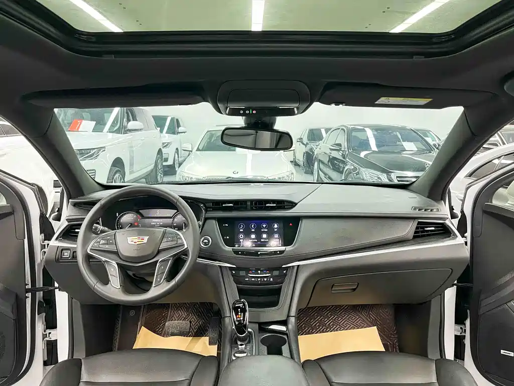 Cadillac XT5 2021 2.0T Luxury