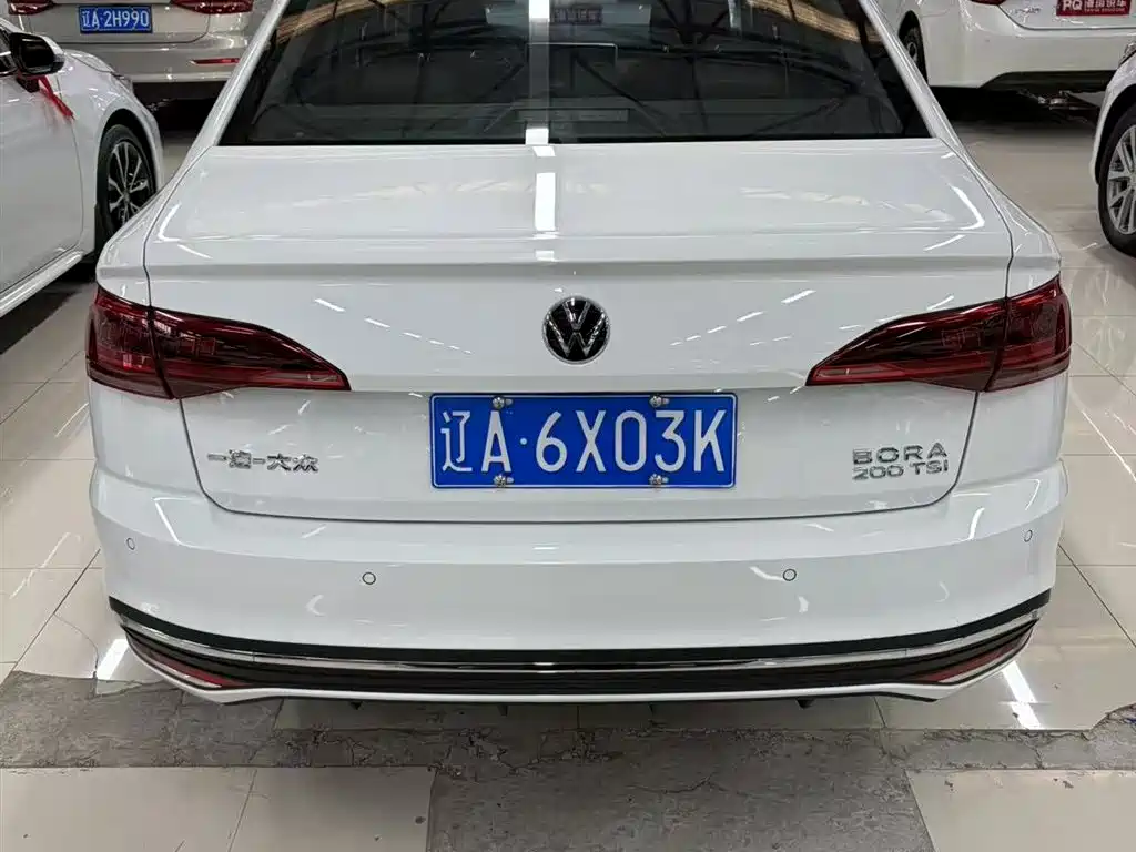 Volkswagen Bora 2024 200TSI DSG