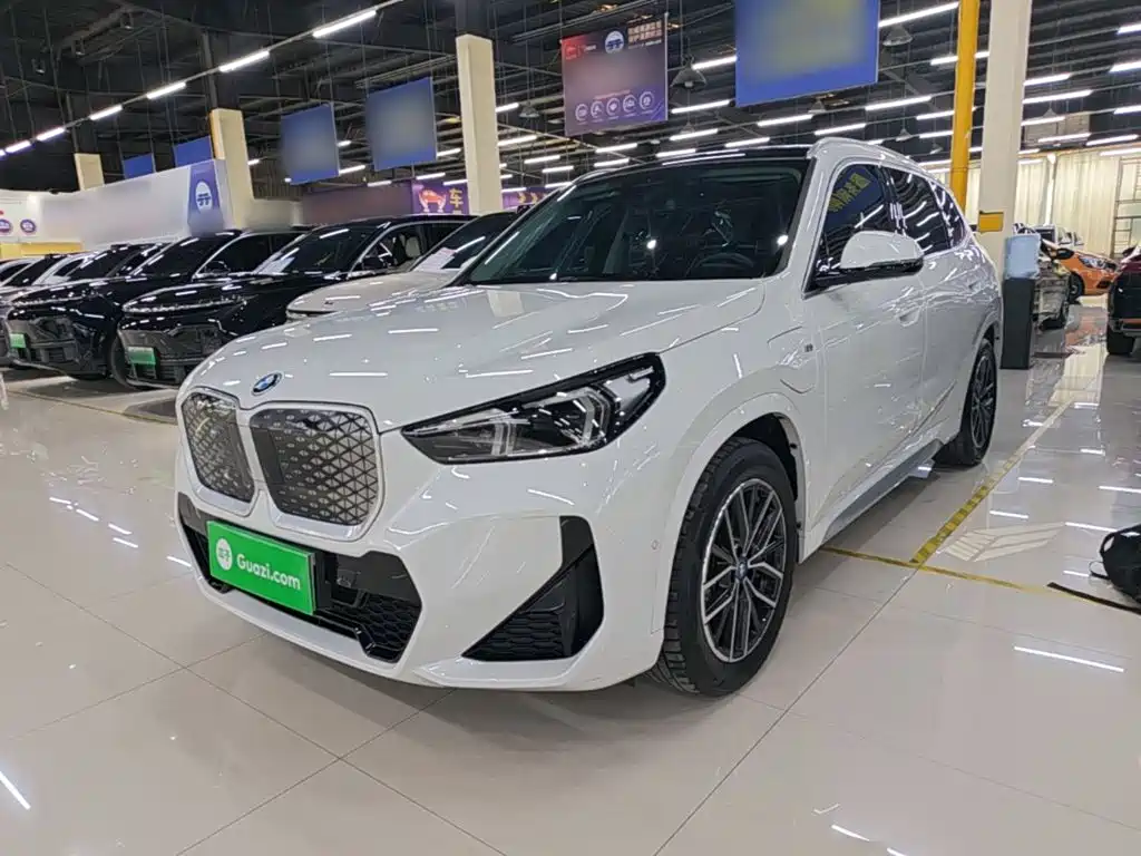 BMW iX1 — миниатюра 2