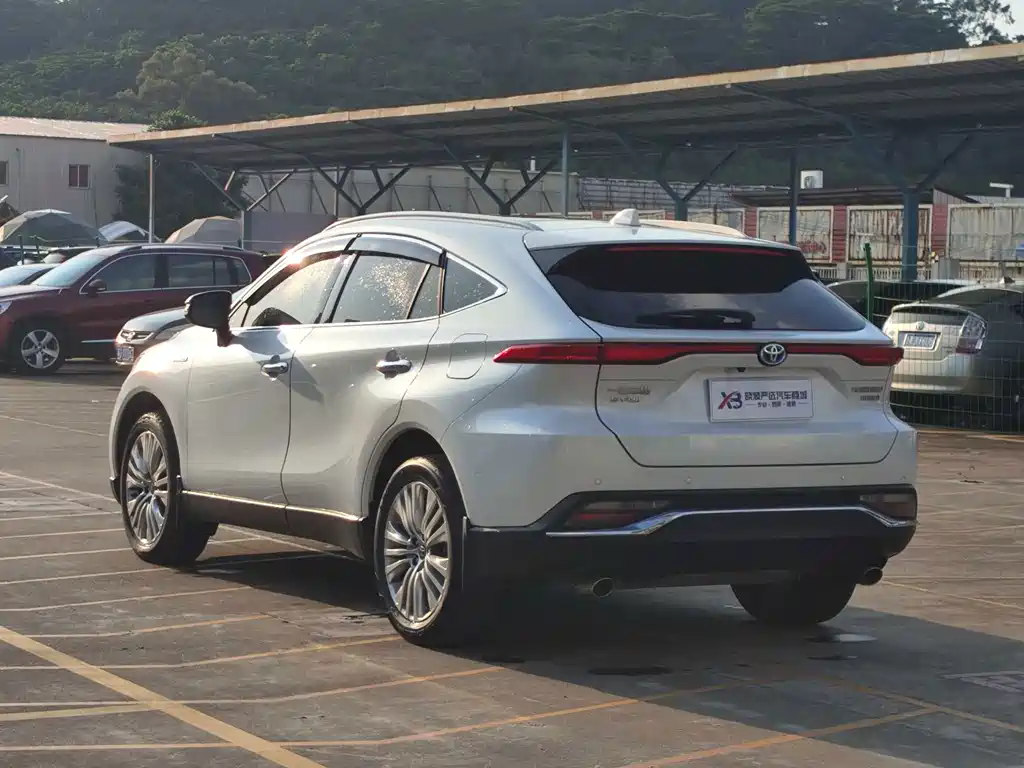 Toyota Harrier — миниатюра 5