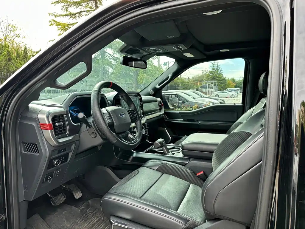 Ford F-150 Raptor — миниатюра 4