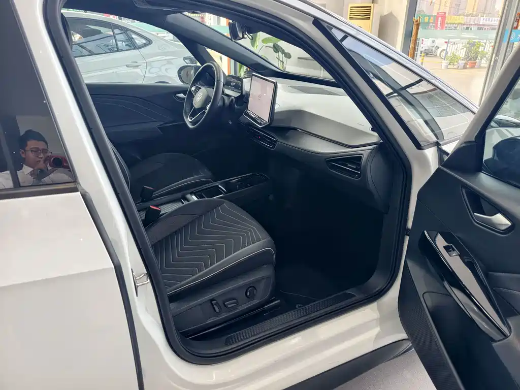 Volkswagen ID.3 — миниатюра 7