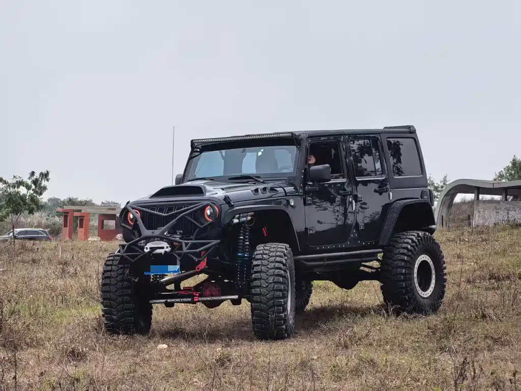 Купить Jeep Wrangler