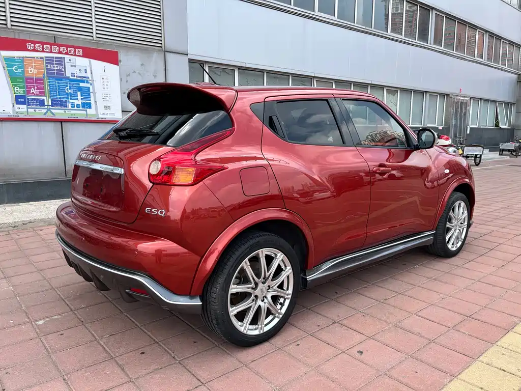Infiniti ESQ — миниатюра 4