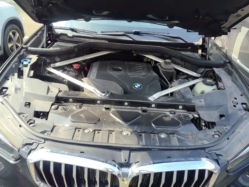 BMW X5 (Import) — миниатюра 11