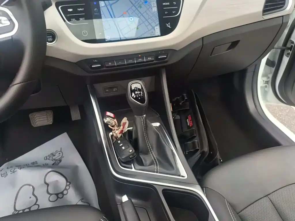 Geely Vision X3 — миниатюра 14