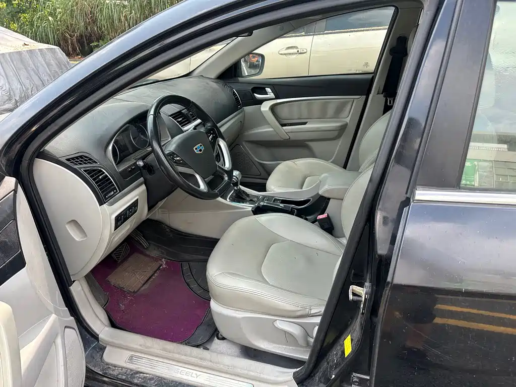 Geely Emgrand — миниатюра 5