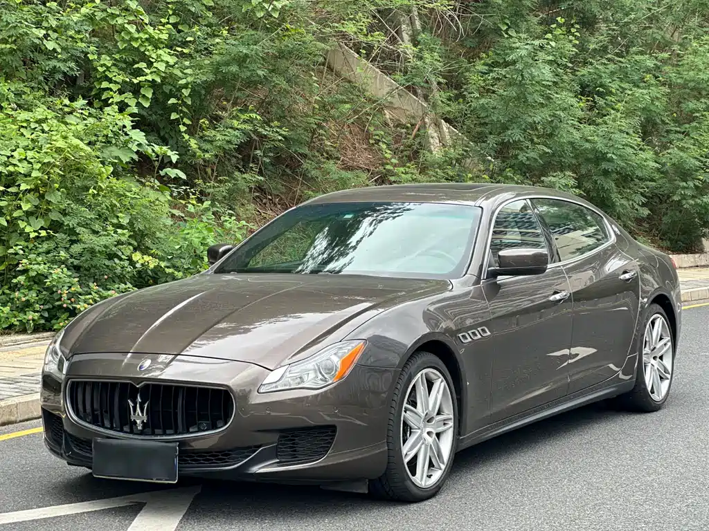 Купить Maserati Quattroporte