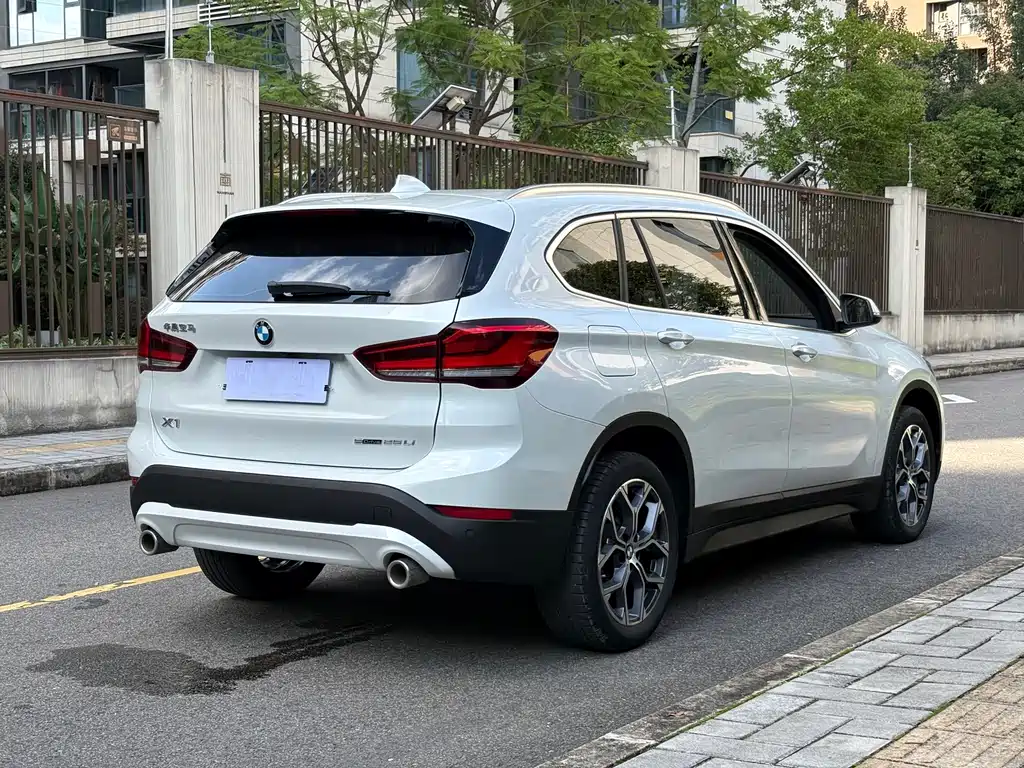 BMW X1 — миниатюра 14