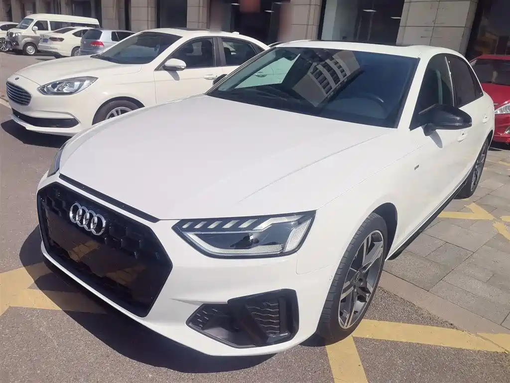 Audi A4L 2023