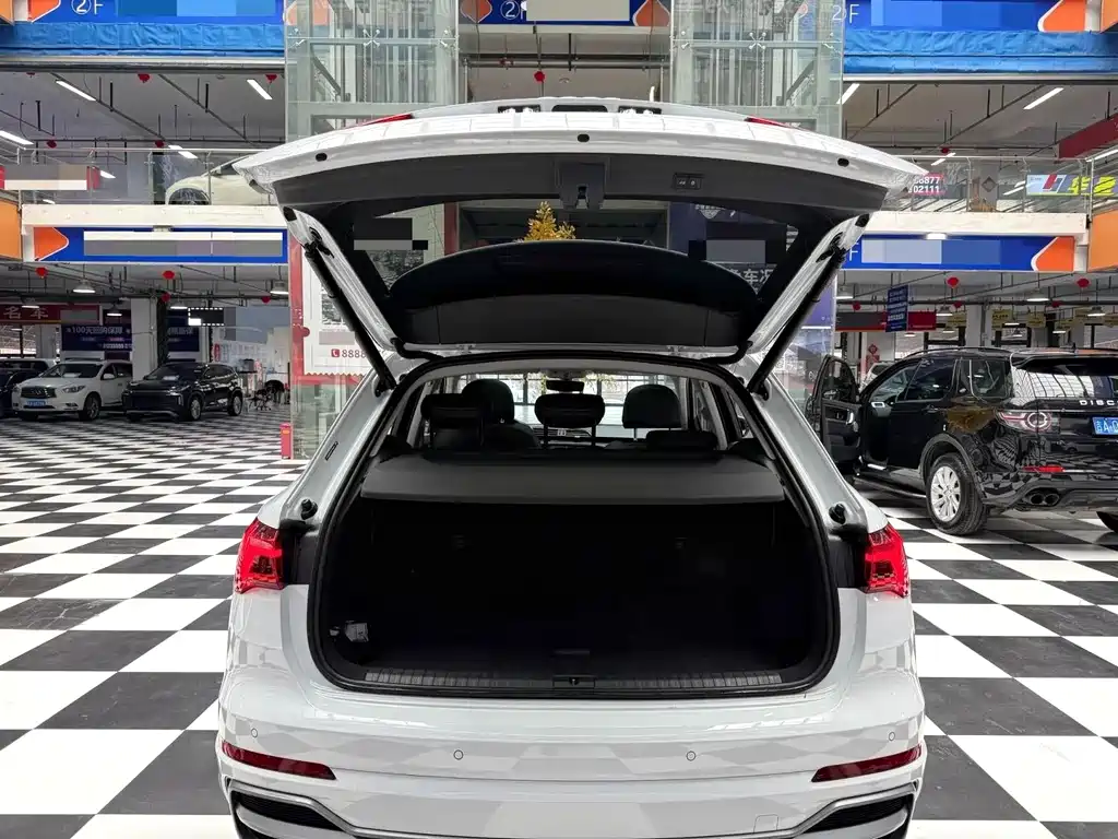 Audi Q3 — миниатюра 8