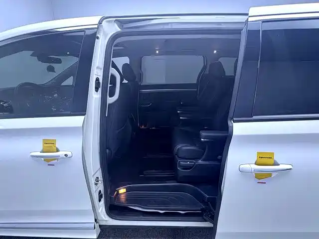 GAC Motor Trumpchi M8 — миниатюра 7