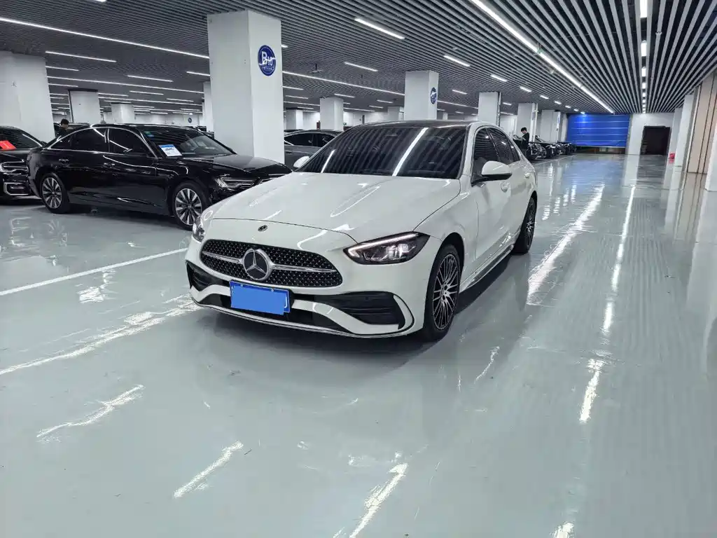 Mercedes-Benz C-Class 2022