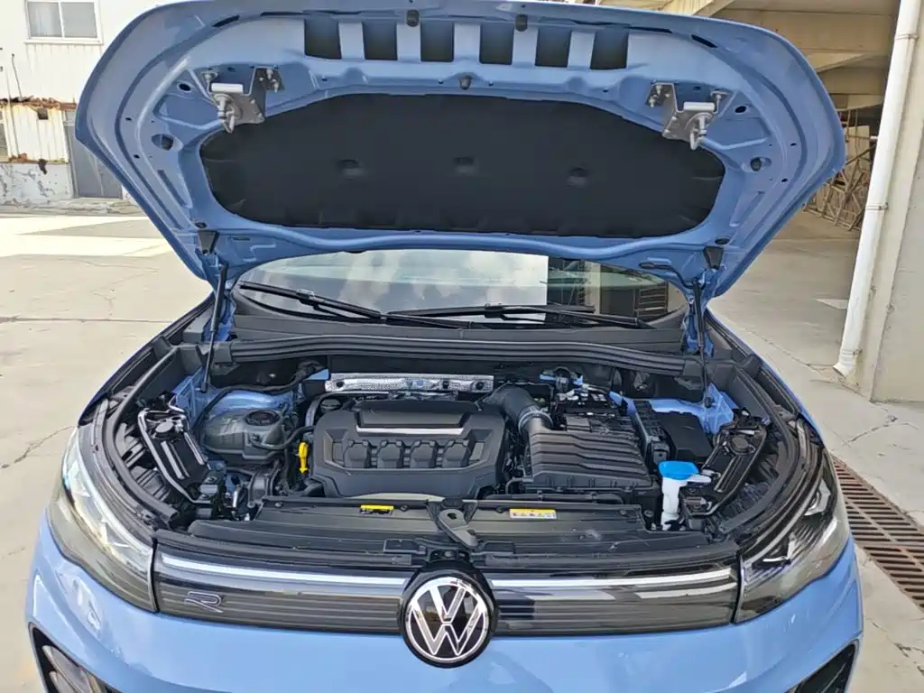 Volkswagen Tiguan L — миниатюра 20