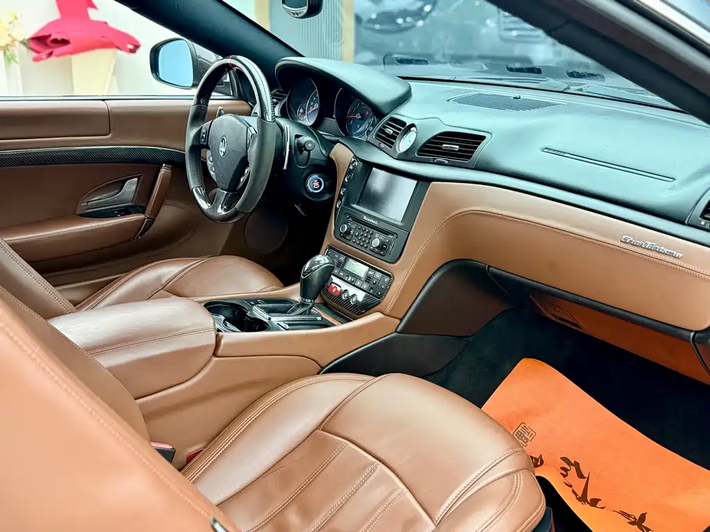 Maserati GranTurismo — миниатюра 18