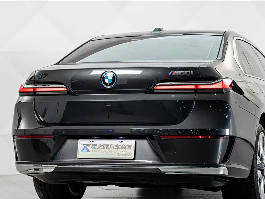 BMW i7 — миниатюра 7