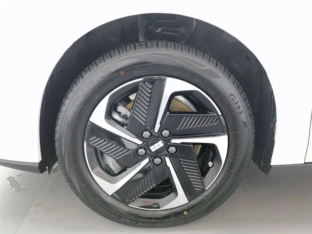 GEELY GALAXY GALAXY L6