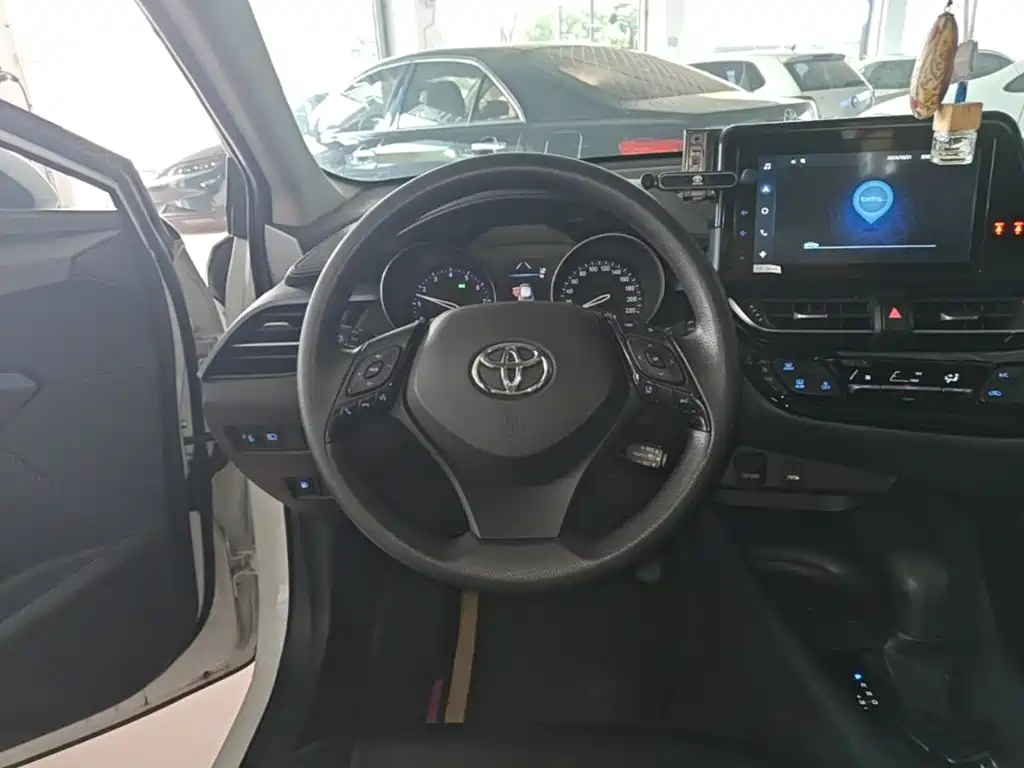 Toyota IZOA 2021 — фото 10