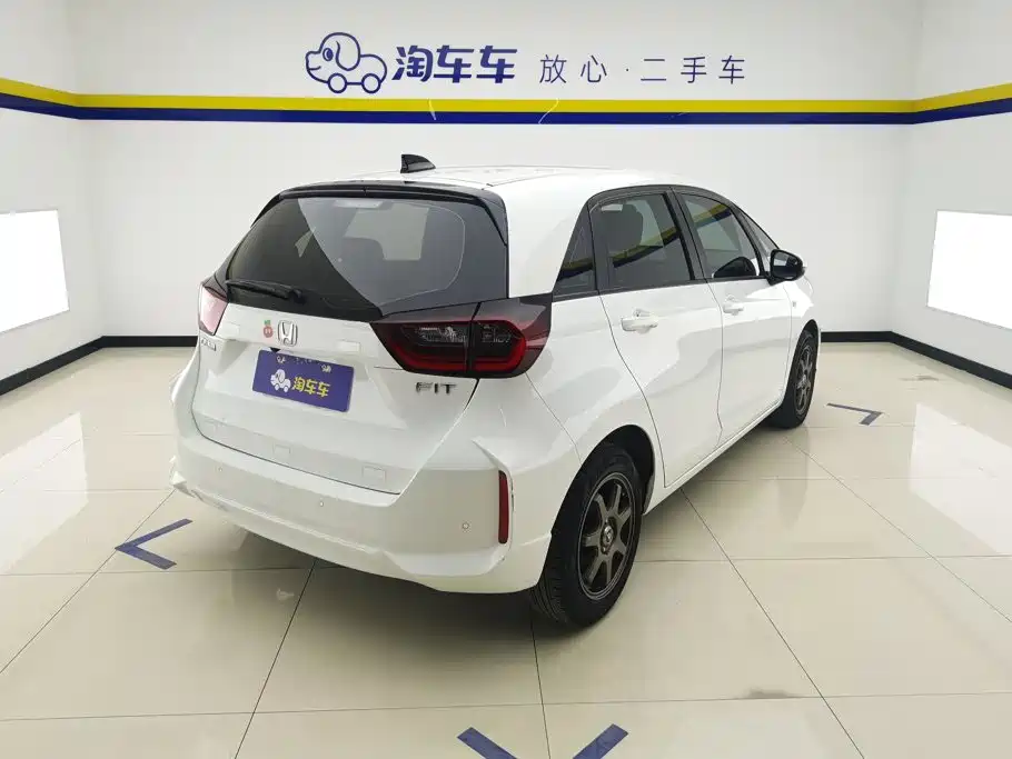 Honda Fit 2021 — фото 3