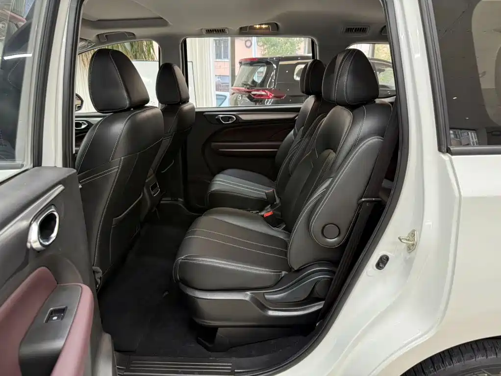 GAC Motor Trumpchi M6 — миниатюра 17