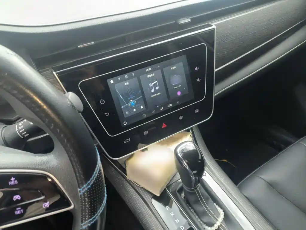 Venucia D60 2023 PLUS 1.6L XL CVT