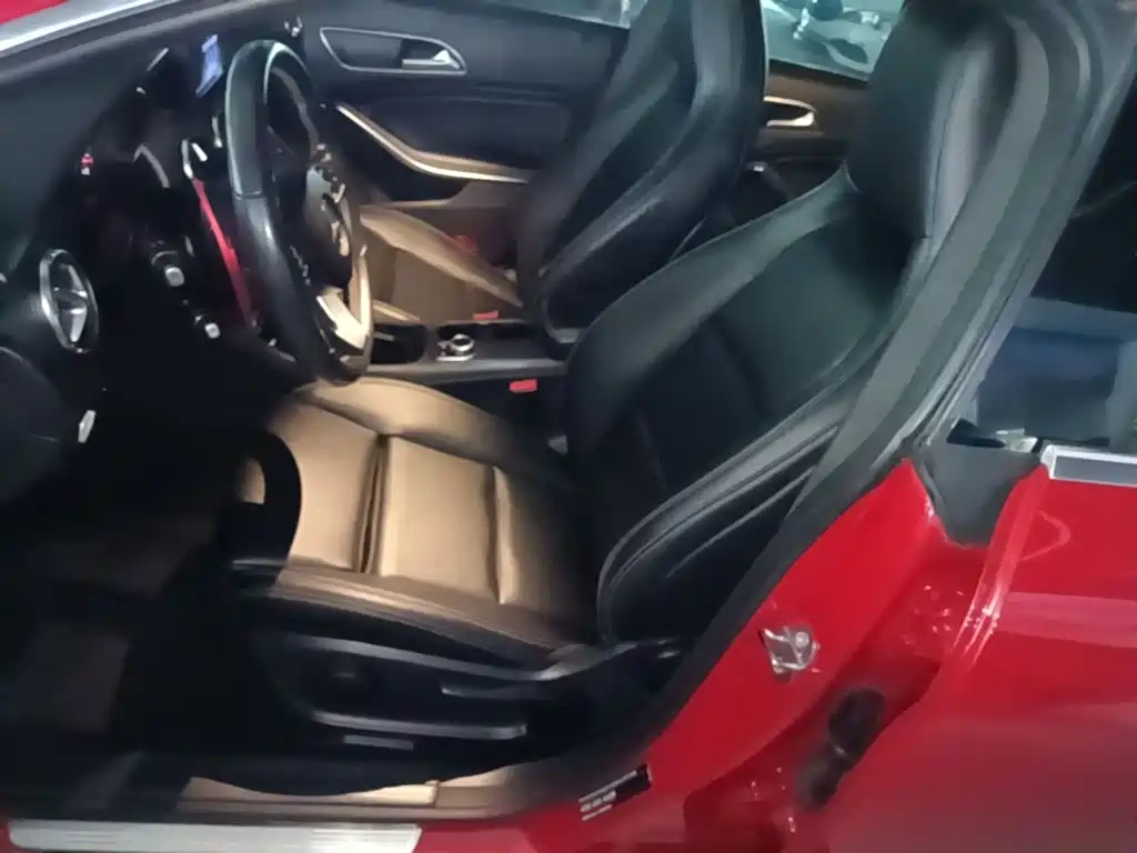 Mercedes-Benz CLA (Import) — миниатюра 15