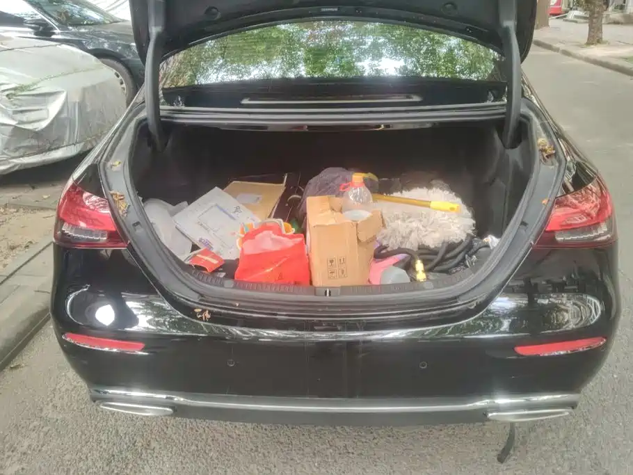 Mercedes-Benz E-Class — миниатюра 4