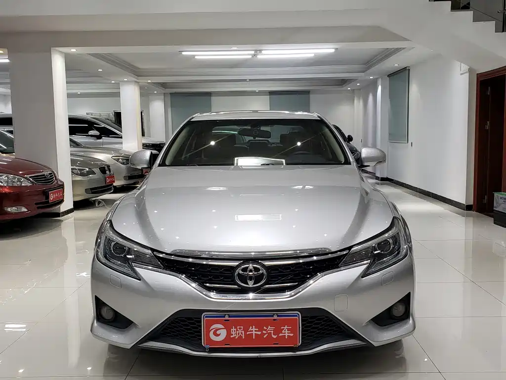 Toyota Reiz 2013 2.5V