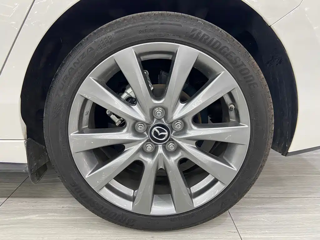 Mazda 3 Axela — миниатюра 10