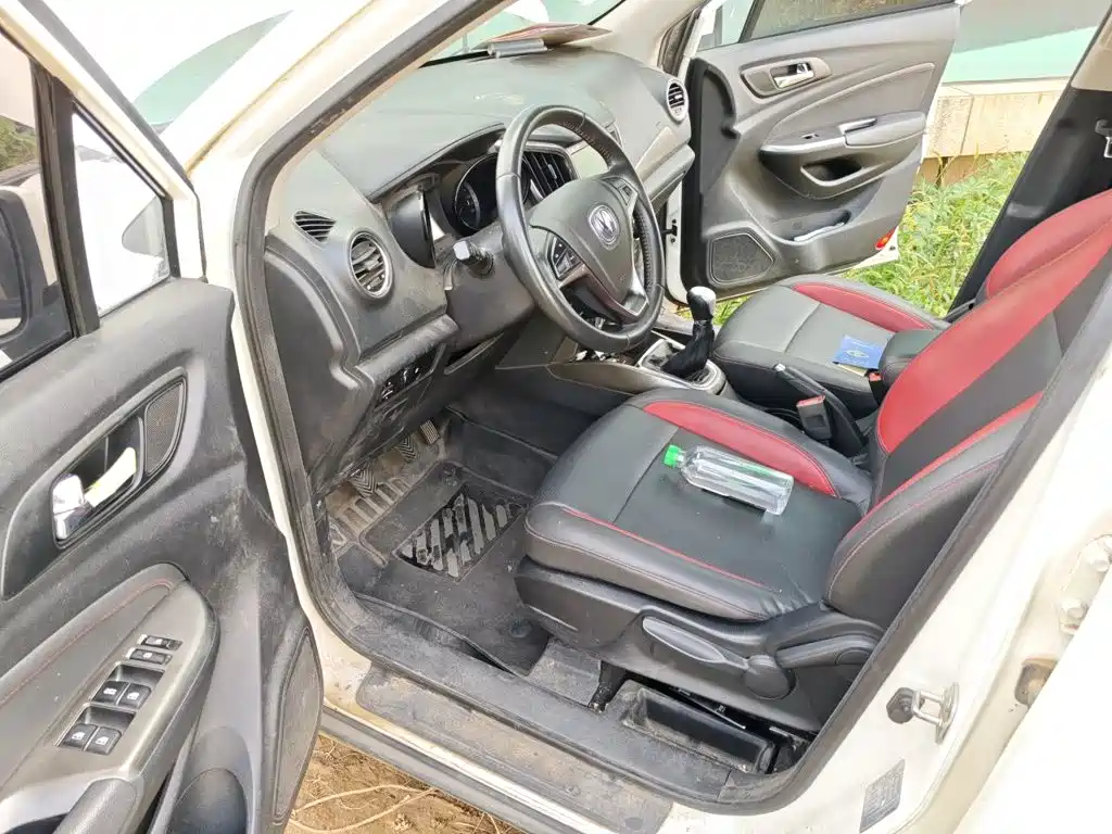Changan CS15 — миниатюра 12