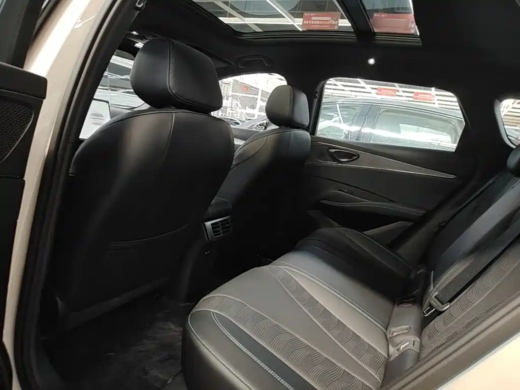 BYD Seals 06 DM-i версия для путешествий — миниатюра 17