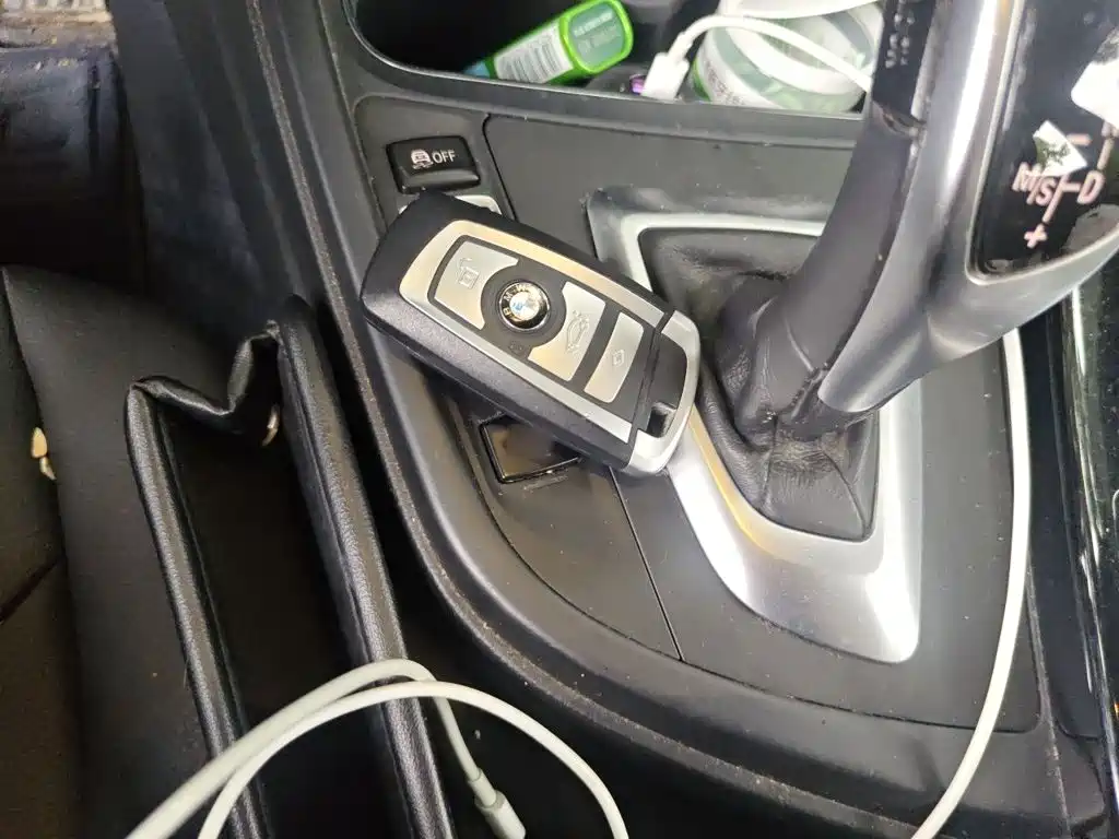 BMW 3 Series — миниатюра 12
