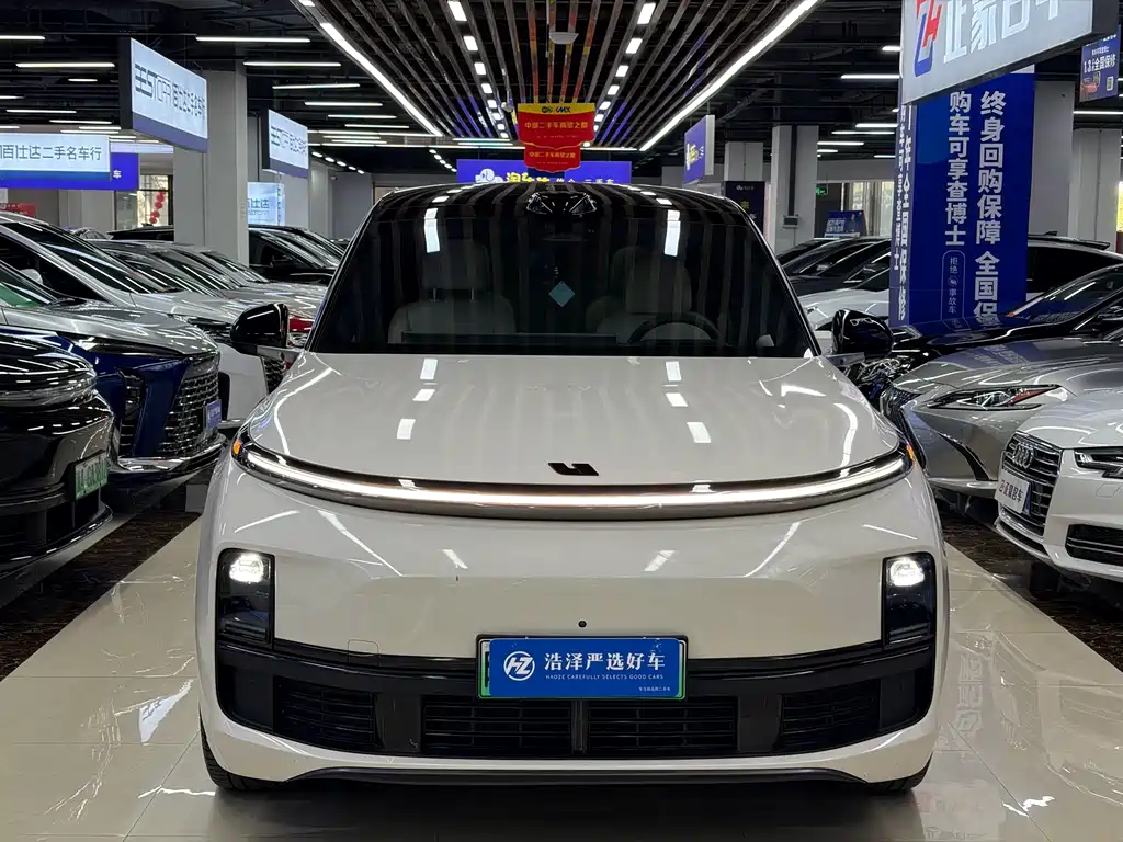 Li Auto Li L9 — миниатюра 2