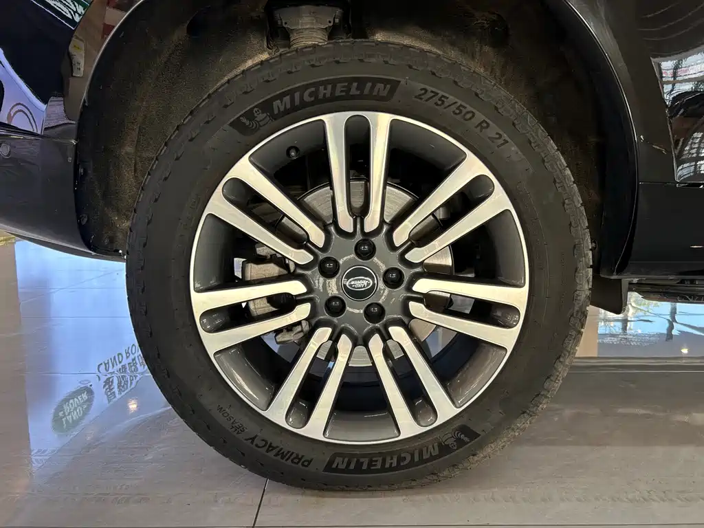 Land Rover Range Rover — миниатюра 37