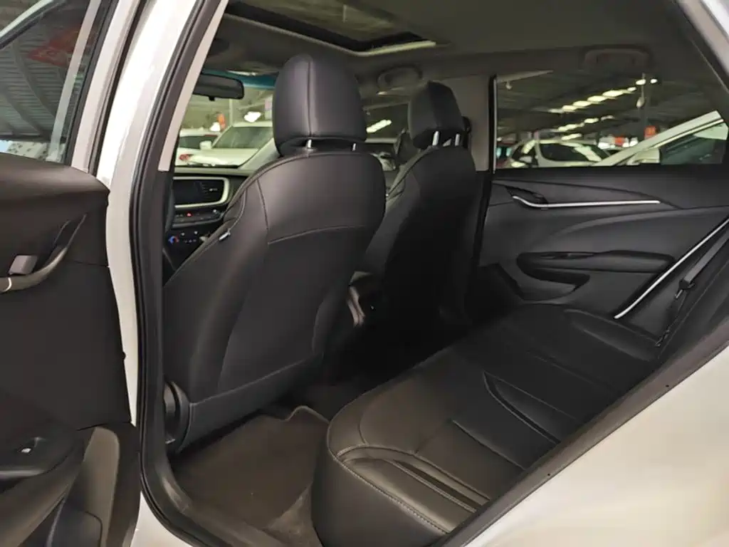 Buick Excelle — миниатюра 17