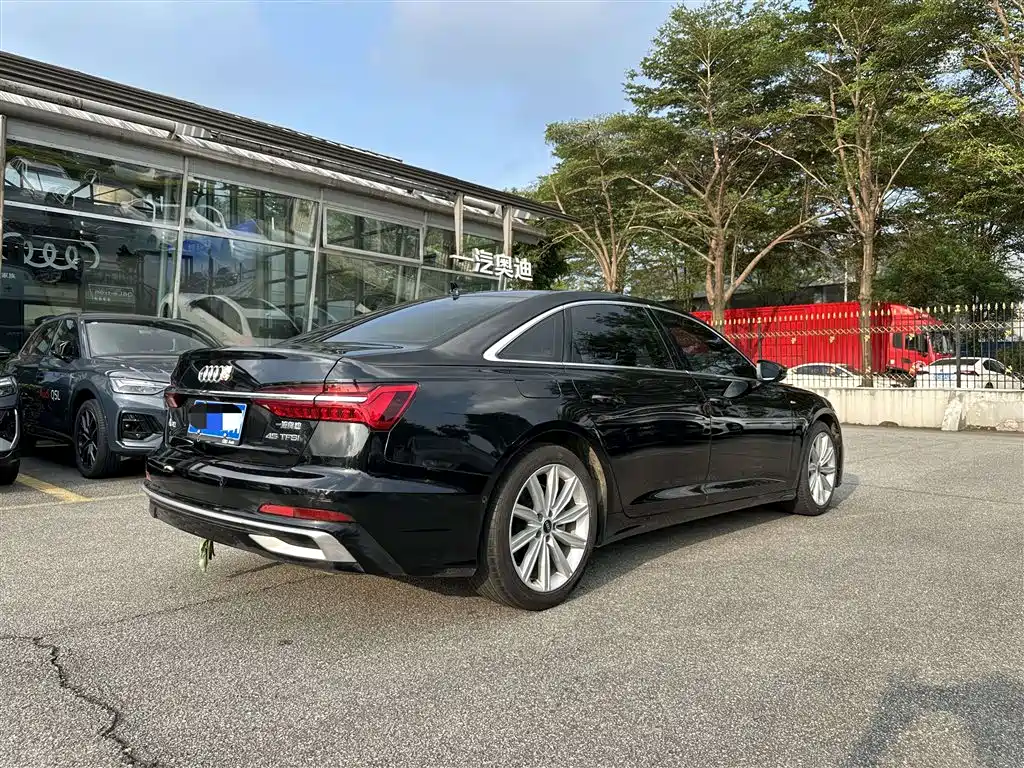 Audi A6L — миниатюра 4