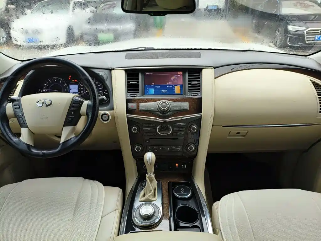 Infiniti QX80 — миниатюра 14
