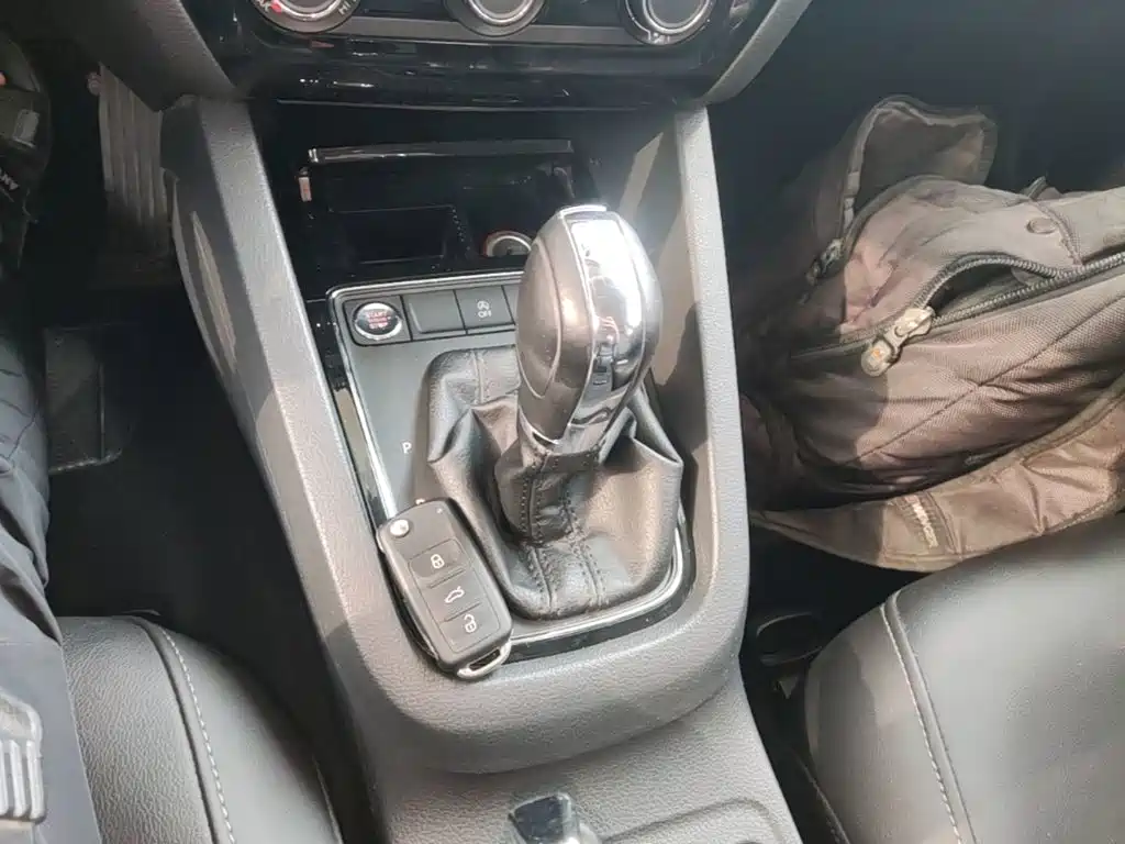 Volkswagen Sagitar — миниатюра 14