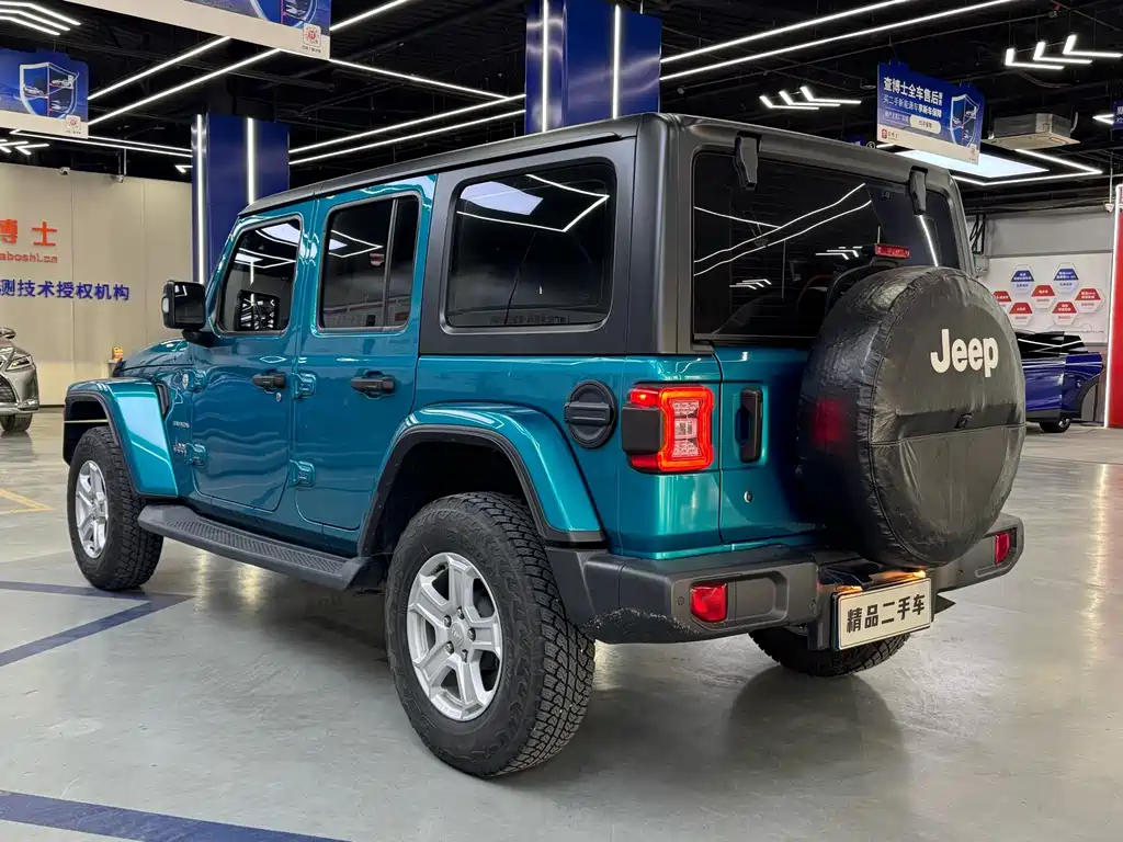 Jeep Wrangler — миниатюра 8