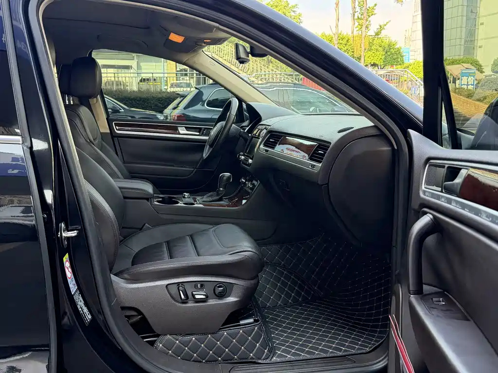 Volkswagen Touareg — миниатюра 9