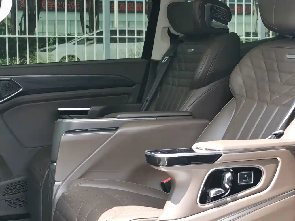 Volkswagen Viloran — миниатюра 6