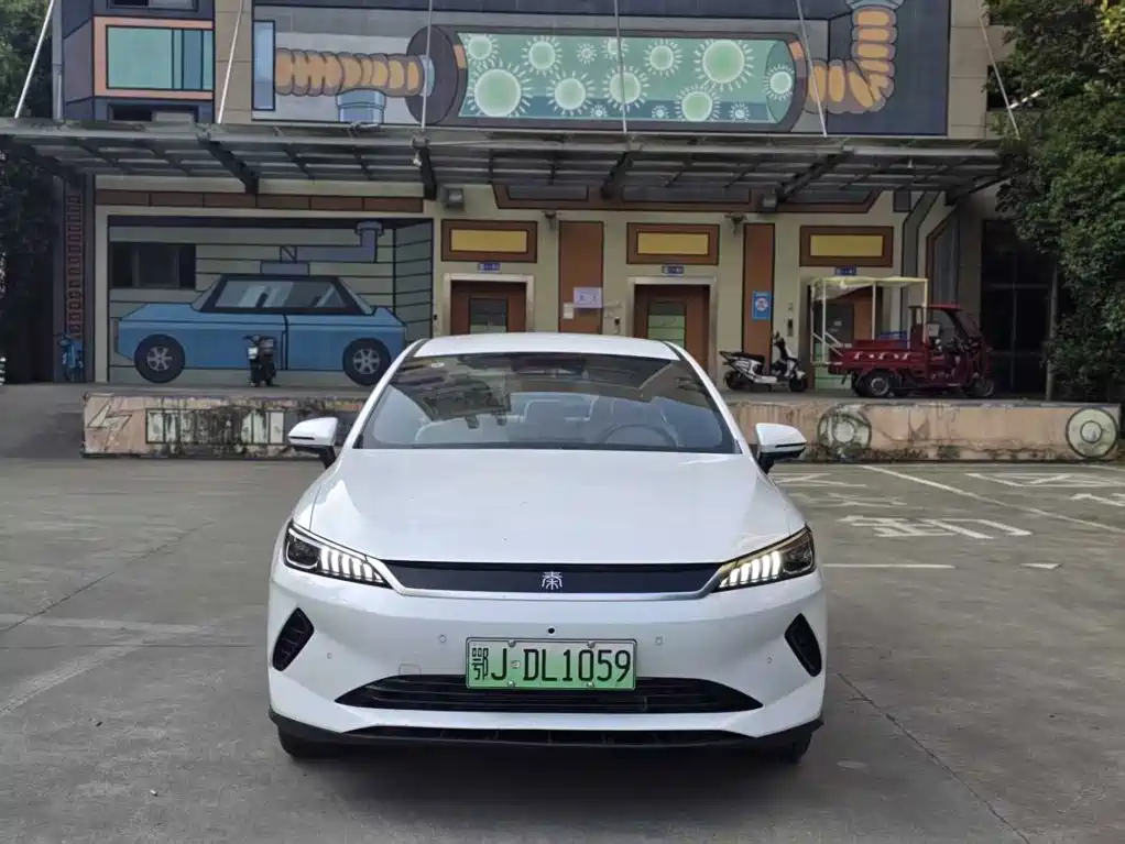 BYD Qin PLUS — миниатюра 2