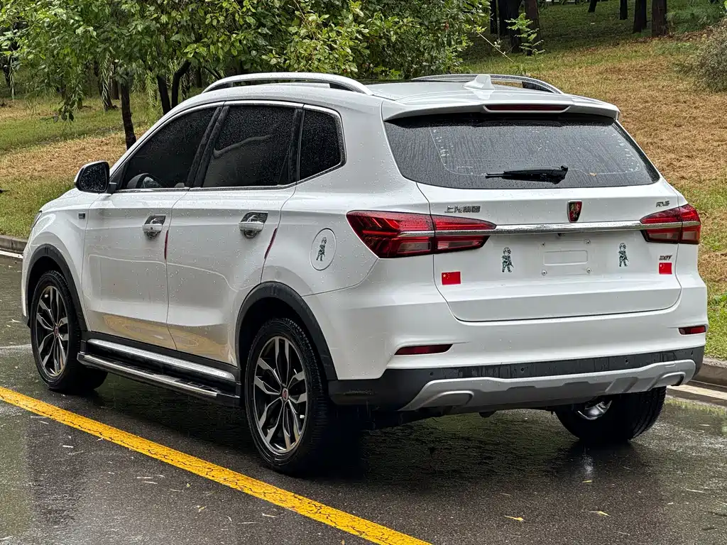 Roewe RX5 — миниатюра 6