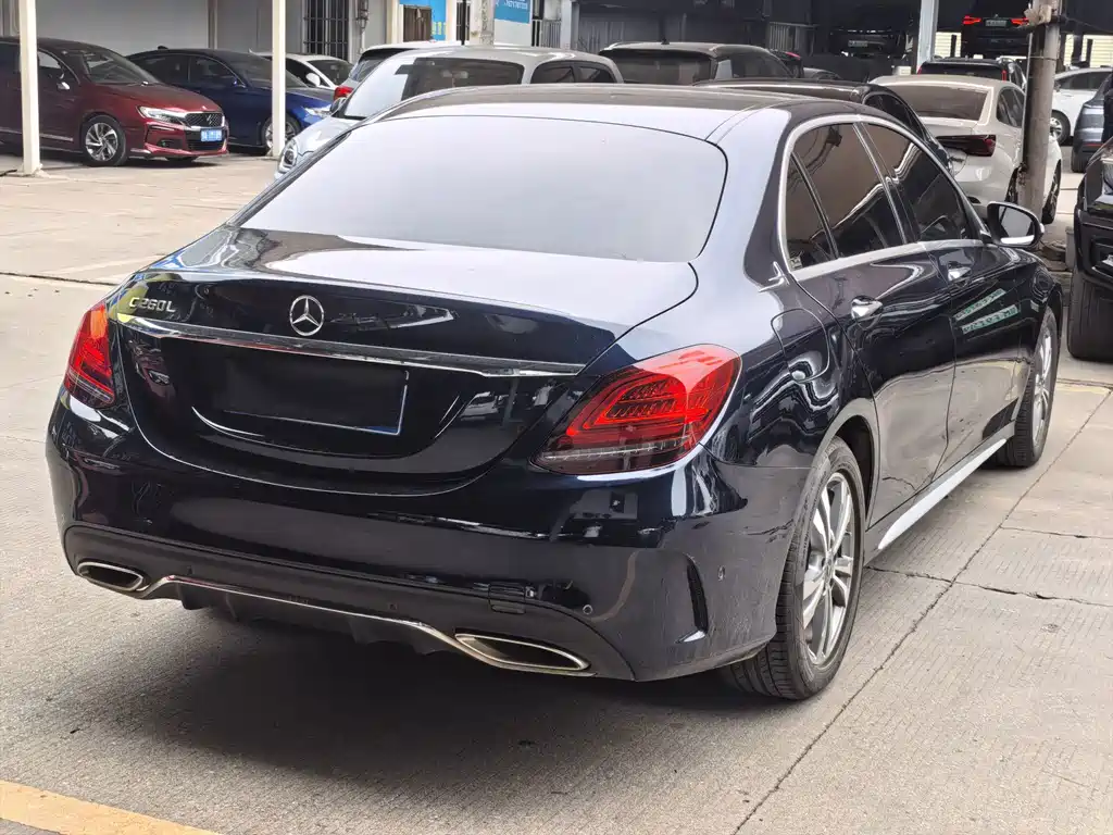 Mercedes-Benz C-Class — миниатюра 9