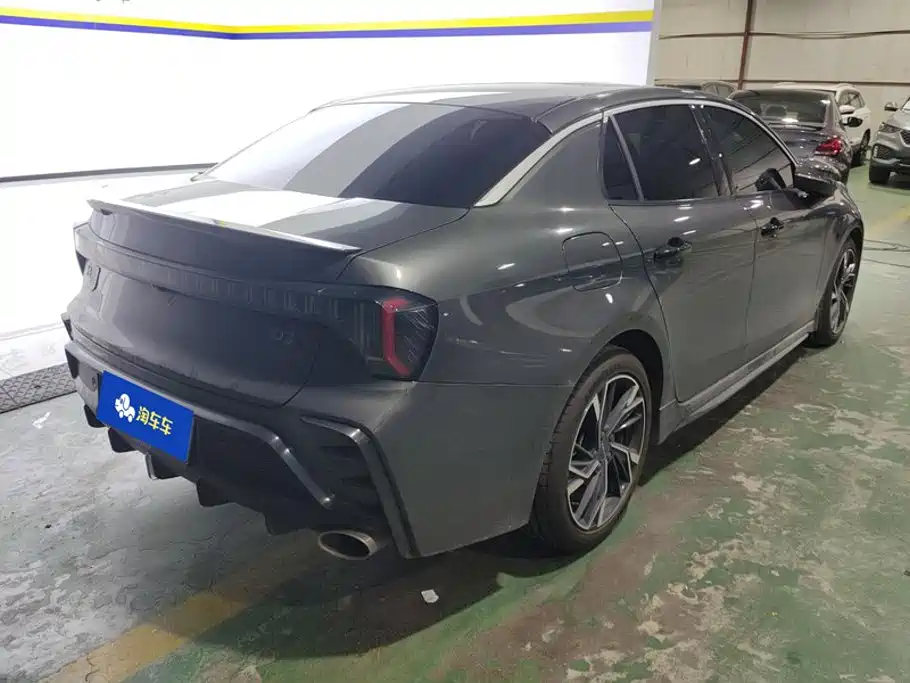 Lynk & Co 03 — миниатюра 3